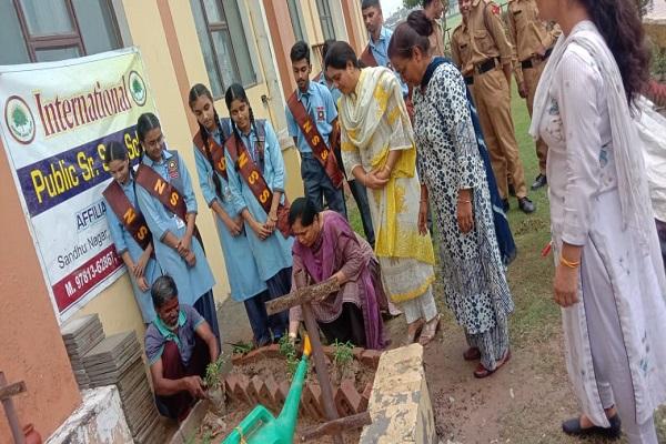 Planting and saving trees is the only way to save human life - Principal Arora